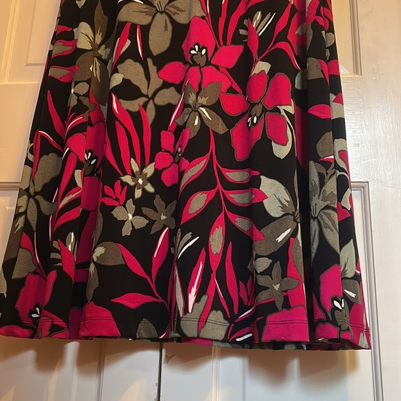 Chico’s Botanical Berry Floral Sleeveless Midi Dress Size 1, NWT - Picture 2 of 6